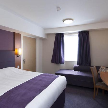 Premier Inn Castleford - Xscape, M62, Jct 32 Eksteriør bilde