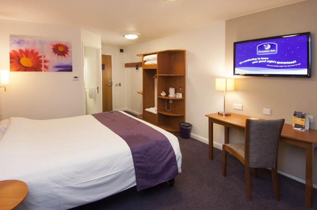 Premier Inn Castleford - Xscape, M62, Jct 32 Eksteriør bilde